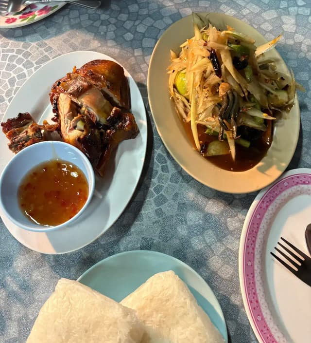 ร้านส้มตำซอยสี่