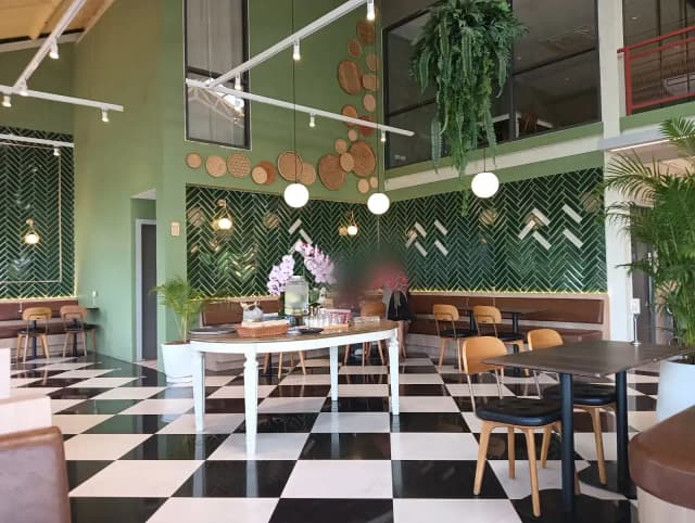Zurich Bread Cafe Layan