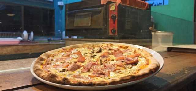 Pizza Lovers By La Taverna.