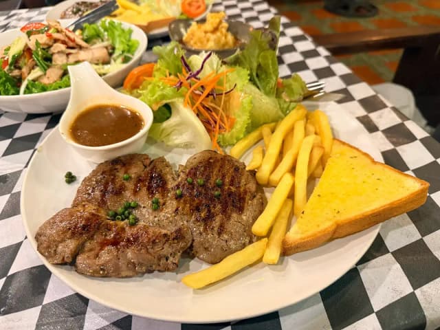 IRISH GRILL Steak House