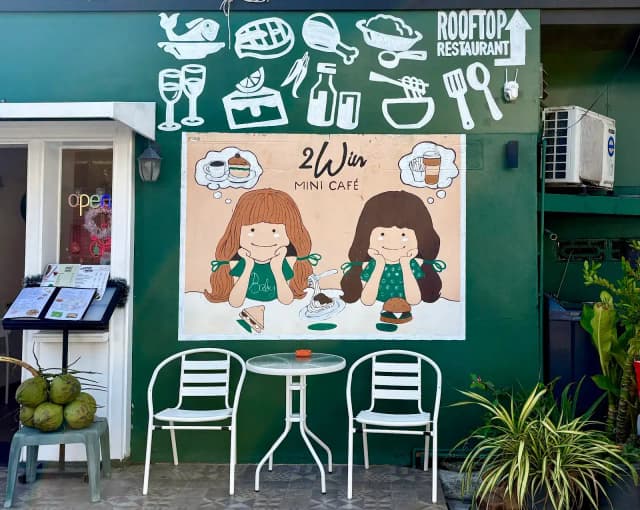 2WIN Mini Cafe & Restaurant