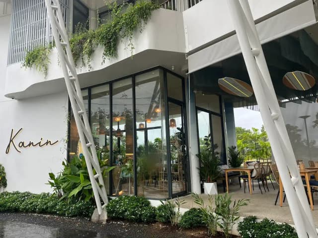 Kanin Cafe Phuket - Specialty Coffee & All Day Breakfast and Brunch