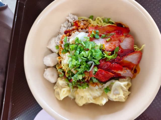 บะหมี่เกี๊ยวเตี๋ยวต้มยำ@หน้าตลาดนัดวัดป่าคลอก
