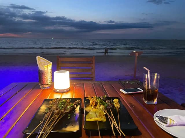 MamaLala BBQ restaurant&bar