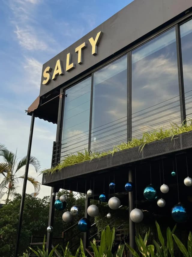 SALTY restaurant