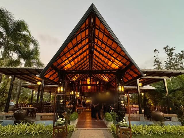 Sugar Cane Restaurant