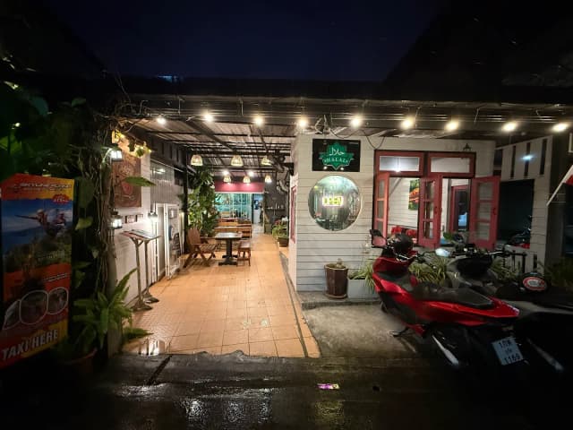 De'Cafe Halal food